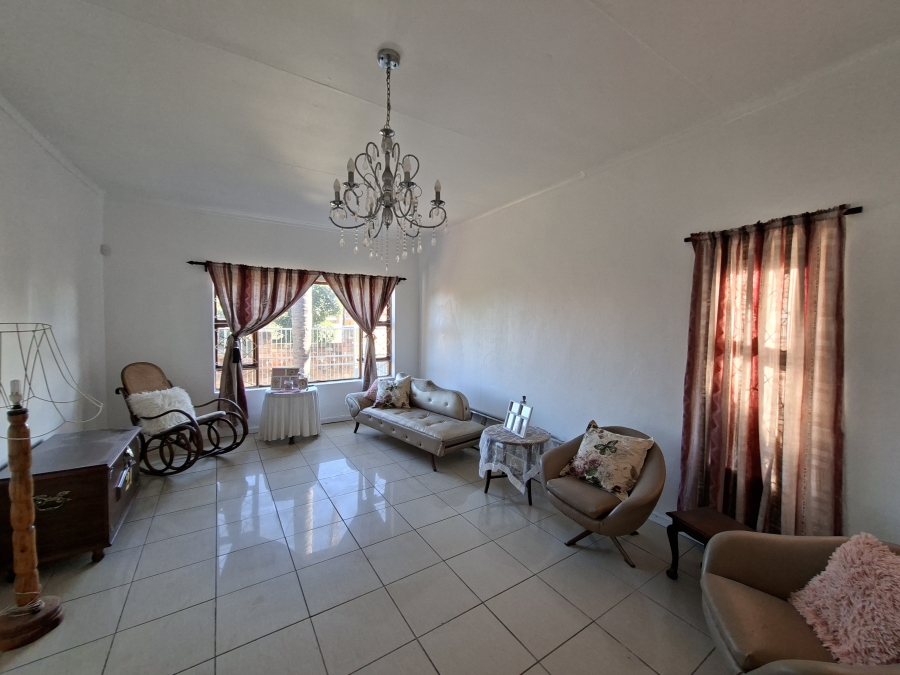 3 Bedroom Property for Sale in Van Riebeeck Hoogte Eastern Cape